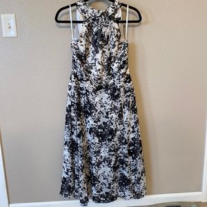 White House Black Market Woman’s Dress. Sz 8